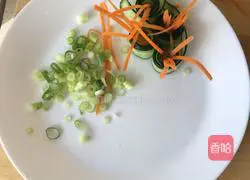 Beijing sauce with shredded pork Egg pancake recipe 7