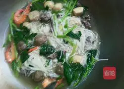 Beef Noodle Soup Recipe Illustration 6