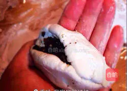 Illustration of making glutinous rice brown sugar cake 4