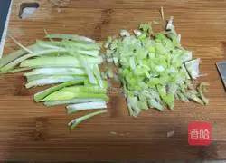 Celery and pork dumplings recipe 4