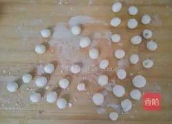 Illustration of how to make homemade glutinous rice balls 4