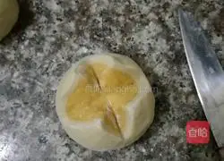 Milk sweet potato blossom steamed buns Practice illustration 15