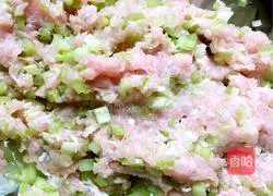 Illustration of how to make gold and silver dumplings 6