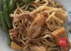 Illustration of braised noodles 4