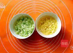 Illustration of how to make mutton and radish stuffed buns 4