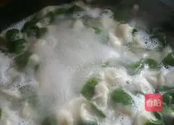 Double-color parsley dumplings Practice illustration 7