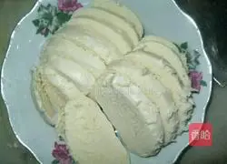 Illustration of how to make fried egg and cheese steamed buns 3