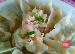 Illustration of how to make winter melon and shrimp dumplings 17