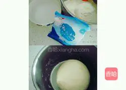 Illustration of how to make leek, egg and vermicelli dumplings 2