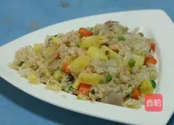 Illustration of how to make shrimp and pineapple fried rice 12