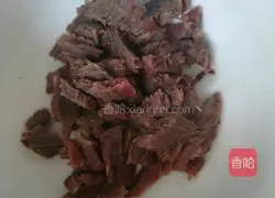 Illustration of how to make mixed noodles 5