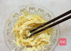 Illustration of how to make rice potato pancakes 3