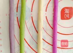 Illustration of how to make hydrangea steamed buns 5