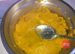 Illustration of how to make pumpkin steamed buns 2