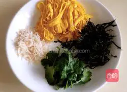 Illustration of how to make shrimp wontons 11