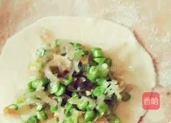 Illustration of making home-style bean dumplings 9