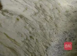 Illustration of making dough brown sugar cake 3