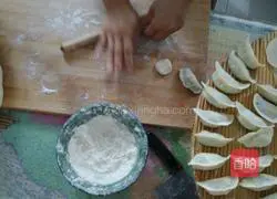 Illustration of how to make dumplings 5