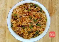Illustration of how to make cowpea and soy sauce fried rice 8
