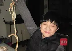 Illustration of how to make scallion pancakes 13