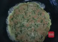 Illustration of how to make fried egg pancake 3