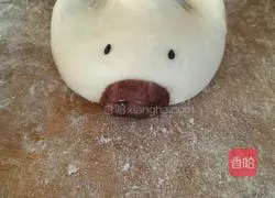 Illustration of how to make piggy steamed buns 8