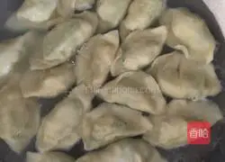 Illustration of how to make cucumber and egg dumplings 6