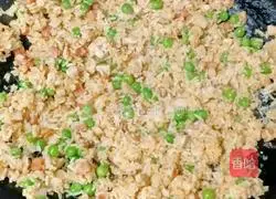 Illustration of how to make meatballs, ham and fried rice 10