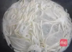 Illustration of how to make noodles 5