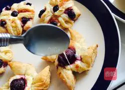 Danish Shortbread Recipe Illustration 9