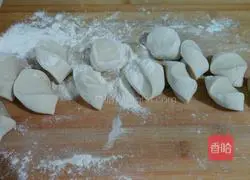 Illustration of how to make bean paste cake 3