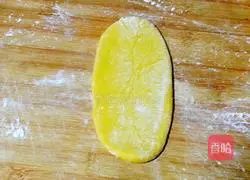 Illustration of how to make pumpkin and crab steamed buns 9