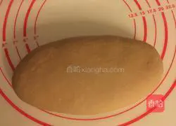 Illustration of how to make brown sugar steamed buns 4