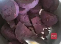 Illustration of how to make purple sweet potato and bean paste steamed buns 4