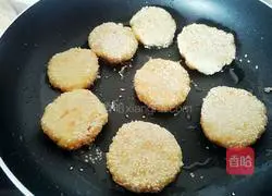 Sesame Potato Cake Recipe Illustration 11 