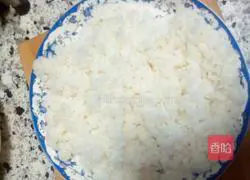 Illustration of how to make ham and egg fried rice 4