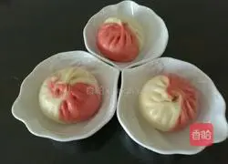Illustration of how to make two-color sauced pork buns 12