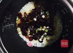 Cantonese Sausage Braised Rice Recipe Illustration 5