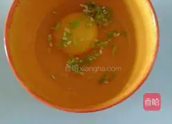 Illustration of how to make egg pancakes 1