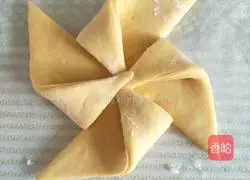 Illustration of how to make windmill steamed buns 10