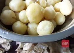 Illustration of how to make delicious fried potato pancakes 2