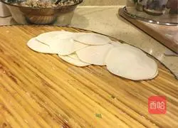 Illustration of how to make amaranth stuffed dumplings 7