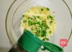 Potato shredded egg pancake recipe 3