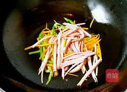 Illustration of homemade fried noodles 7