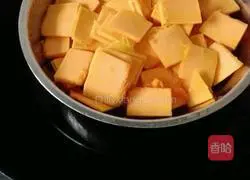 Illustration of how to make pumpkin and hedgehog steamed buns 1