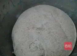 Illustration of how to make peanut dregs steamed buns 3