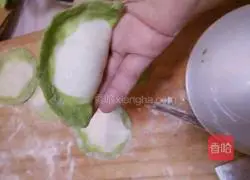 Baicai Dumpling Recipe Illustration 4