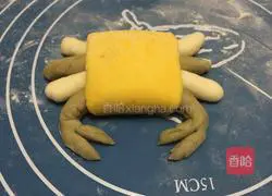 Flower Steamed Buns - Crab Recipe Illustration 5