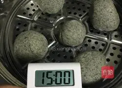 Illustration of how to make black sesame steamed buns 13