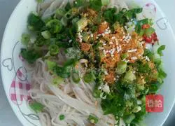 Illustration of how to make spicy noodles 4